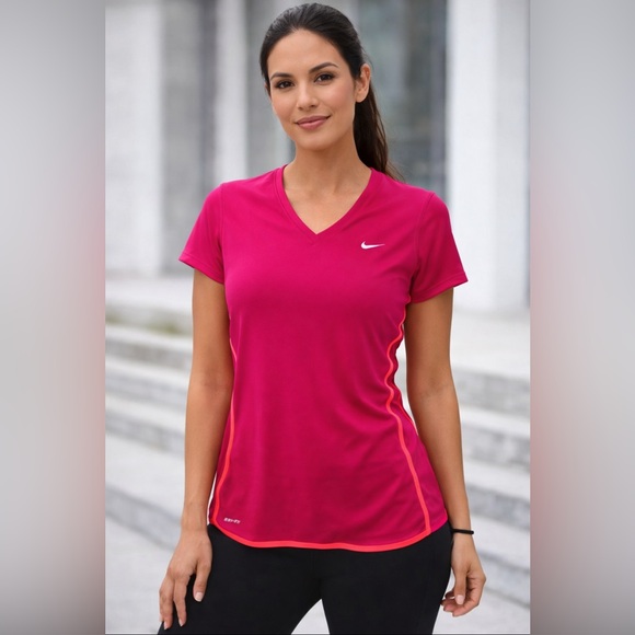 Nike Tops - Nike Dri-Fit Pink Fitted Short Sleeve Athletic Tee Women’s XL